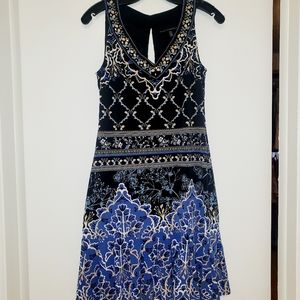 WHBM NWOT  mini dress key hole back, stretchy